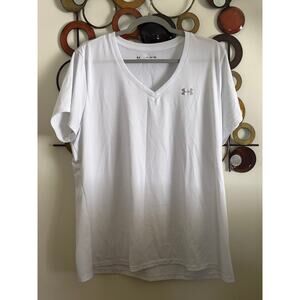 Women’s xxl Under Armour white v neck t shirt
